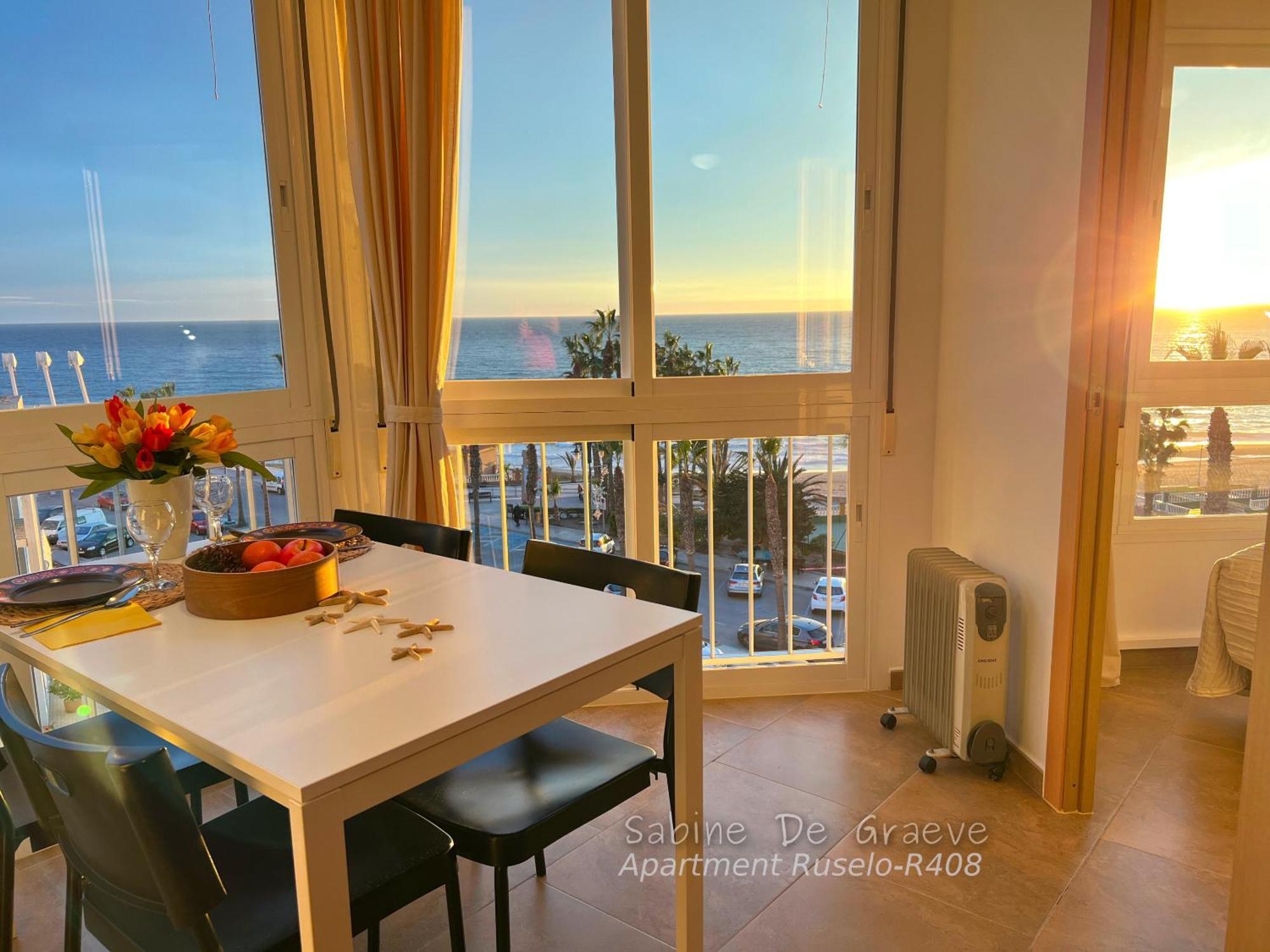 Love Nest By The Sea Wake Up With Ocean Views In Every Room Ruselo R408 Torrox Bagian luar foto