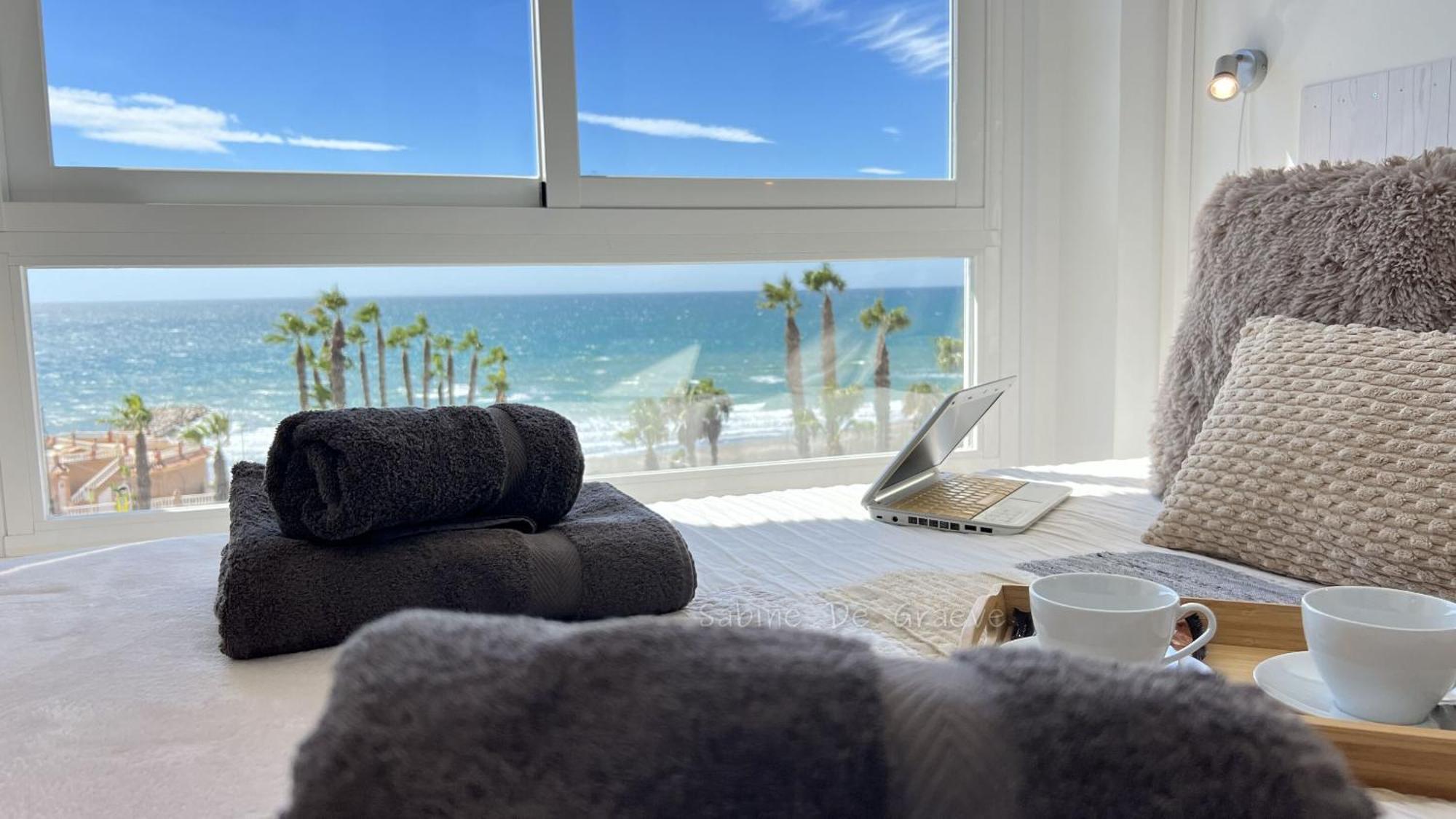 Love Nest By The Sea Wake Up With Ocean Views In Every Room Ruselo R408 Torrox Bagian luar foto